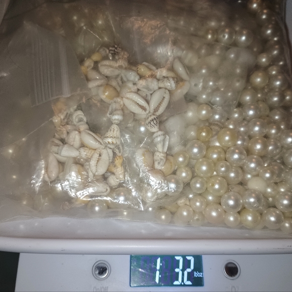 Beads - Picture 5 of 6